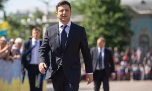 Владимир Зеленский Принцип прост - меньше людей, меньше государственных средств, больше эффективности.